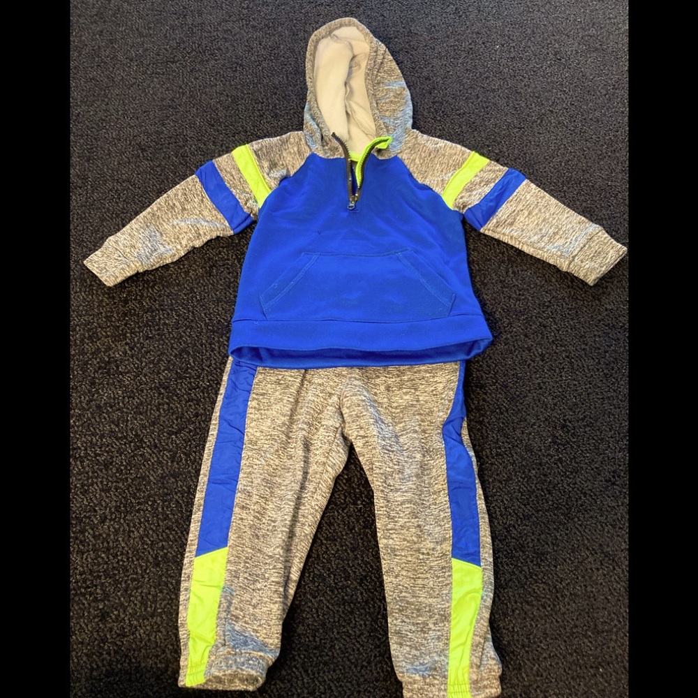 Jogging/sweat suit